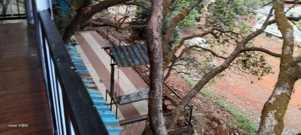 Hilltop Cottage Mahābaleshwar Buitenkant foto